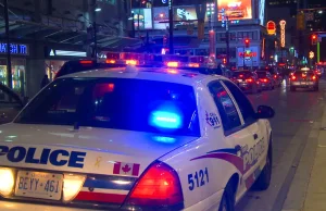 Kanada: Policja zatrzymuje obywatela za brak maseczki w sklepie