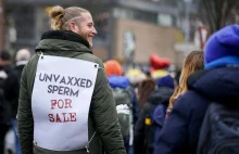 Tysiące protestujących w Amsterdamie przeciwko pandemicznym obostrzeniom