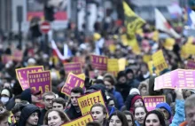 "Traktujemy aborcję jak środek antykoncepcyjny". Protesty w Paryżu