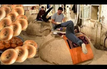 Praca w dużej piekarni w Uzbekistanie