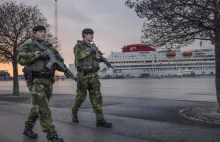 Dowódca sił zbrojnych Szwecji: rosyjskie okręty desantowe opuszczają Bałtyk
