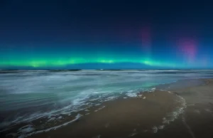 Zorza polarna nad Bałtykiem w Łebie - 14/15 stycznia 2022