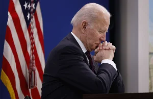 Biden na dnie. Poparcie najniższe w historii