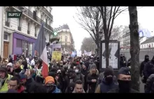 Francuzi protestują przeciwko segregacji sanitarnej i polityce rządu