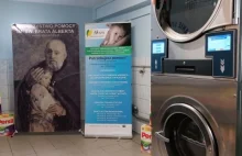 Nie będzie społecznej pralni we Wrocławiu, bo biskup nie mógł poświęcić pralek.
