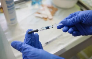 Koniec z corocznymi szczepieniami przeciwko grypie? Szczepionka uniwersalna