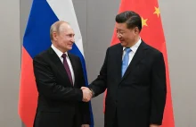 Rosja zacieśnia sojusz z Chinami. Ekspert OSW: Przygotowują się do konfliktu