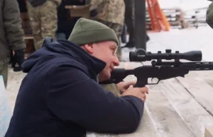Lwów: weterani uczą mieszkańców strzelać. Akcję propaguje mer
