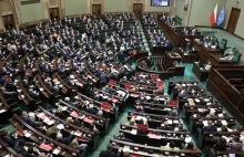 Budżet Polski na 2022 rok. Sejm odrzucił poprawki Senatu