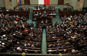 Sejm przyjął uchwałę ws. Ukrainy. Przeciw był tylko jeden poseł