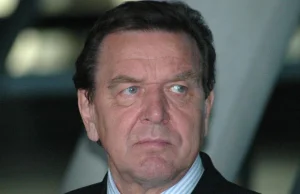 Gerhard Schröder ma nadzieję, że skończy się „ukraińskie pobrzękiwanie szabelką”