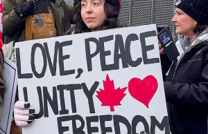 Hipokryta Trudeau doradza innym "dialog" z protestującymi, ale sam tego nie robi