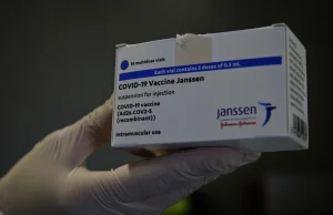 Johson&Johnson wstrzymał produkcję szczepionki.