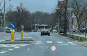 Szybki rajd limuzyny Macierewicza. Ponad 100 km/h w środku miasta