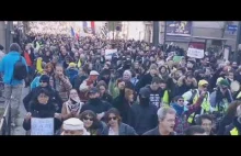 Ogromny tłum na ulicach Paryża przeciwko restrykcjom covidowym