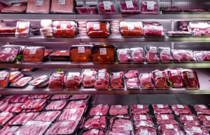 Coraz głośniej o podatku od mięsa. Rozważane są też alternatywy