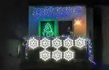 Balkon z 8 gwiazdkami z nagrodą za iluminację świąteczną w miejskim konkursie