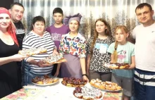 Rodzina Mocnych zamieszka w Osiu. Poznajcie historię repatriantów z Kazachstanu