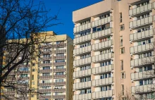 Przeludnione mieszkania to norma w Polsce. Mamy jeden z najgorszych wyników