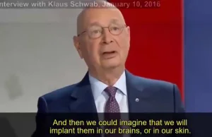 Klaus Schwab wyjaśnia harmonogram mikrochipowania wszystkich do 2026 r.