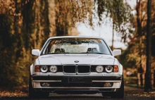 BMW 740 serii E32 – dostosowuje charakter pracy i zmiany biegów do...