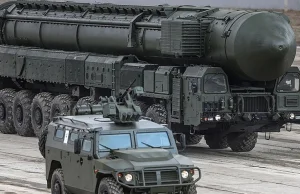 Zdjęcie pojazdów z bronią jądrową to prawdopodobnie zastraszanie armii Ukrainy