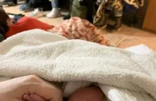 Dziecko urodziło się w Kijowskim metrze, który jest używany jako schron bombowy
