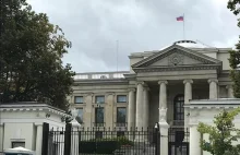 Atak na ambasadę Rosji w Warszawie. Dyplomaci otrzymują liczne groźby