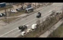 Ukraina - Konfrontacja wozów opancerzonych.