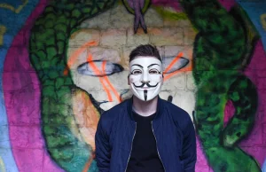 Hakerzy czy CIA? Bez znaczenia. Anonymous wycierają podłogę...