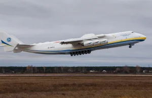 Największy samolot transportowy Antonov został zniszczony