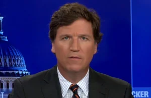 Tucker Carlson,prawicowy dziennikarz dla FoxNews: cierpimy przez hejt na Putina