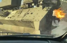 Ukraińcy atakują pojazd wroga z jadącego auta! Epicka akcja!