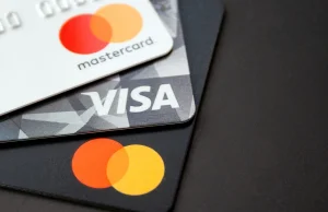 Mastercard i Visa wdrażają sankcje wobec Rosji