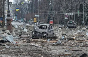 Te zdjęcia robią wrażenie – ogrom zniszczeń w atakowanym przez Rosjan...