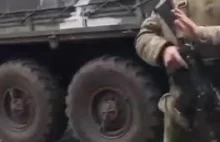 Żołnierze rosyjscy kontra cywile ukraińscy. Rozmowa. Spokojna w sumie.