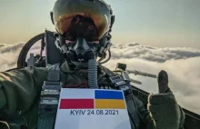 Warte przypomnienia - Pół roku temu polskie F16 nad Kijowem podczas defilady