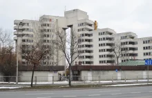 Trzaskowski podjął decyzję by odebrać budynki należące do rosyjskich...