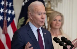 Biden i Zełenski wezwali Rosję do zaprzestania walk w obszarze elektr. atomowej