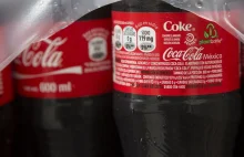 10 zaskakujących (i szkodliwych) składników Coca–Coli