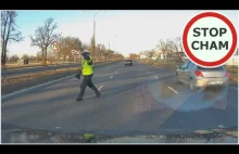 Policjant wbiega przed samochody na 3 pasmowej jezdni - kontrola drogowa