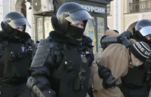 Nawet 3,5 tys. zatrzymanych w niedzielę w Rosji za protesty antywojenne
