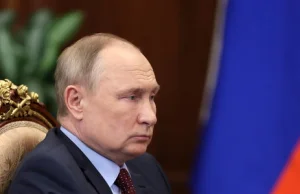 Macron negocjował z Putinem. Rosyjski przywódca zgodził się na rozmowy