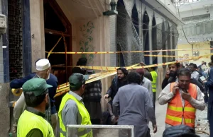 Wczorajszy zamach państwa islamskiego pod meczetem w Peszawarze.