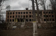 "Rosjanie to barbarzyńcy XXI wieku". Zniszczyli ponad 200 szkół