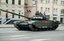 Rosyjskie czołgi defiladowe na Ukrainie. Putinowi kończą się sprawne wozy?