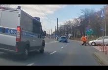 Potrącenie rowerzysty na oczach policji