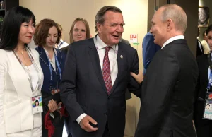 Schroeder bez wiedzy niemieckiego rządu poleciał do Putina