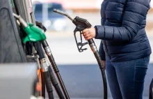 PILNE: Od połowy marca potężna obniżka na ceny paliw w Polsce! Eksperci...