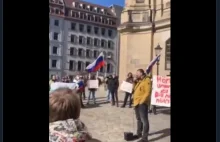 Rosjanie w Niemczech protestują przeciw przyjęciu ukraińskich uchodźców